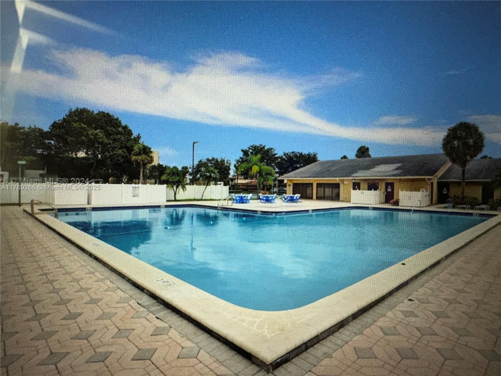 VILLAGE AT BLUE LAKE COND - Residential