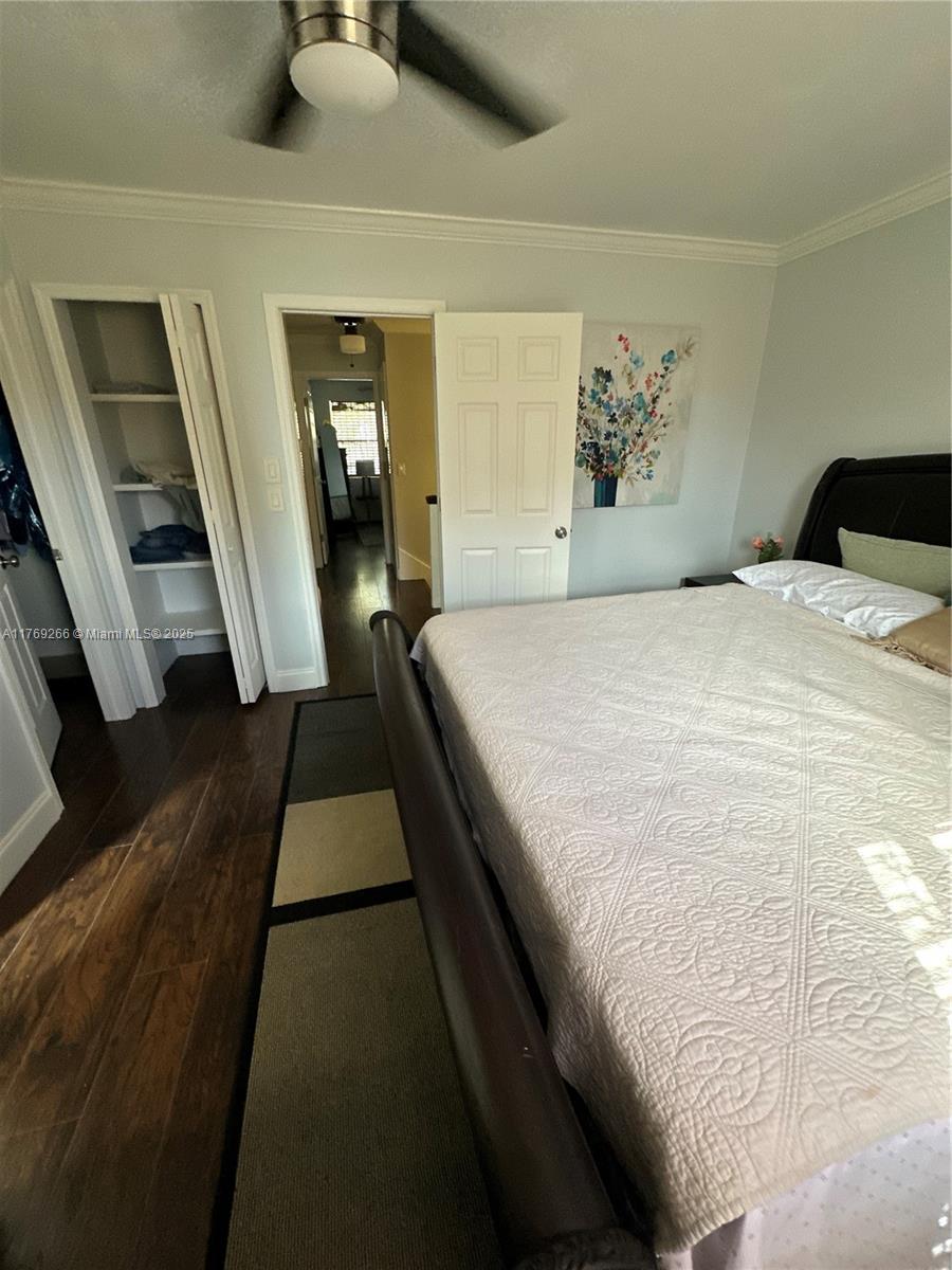 VILLAGE AT BLUE LAKE COND - Residential