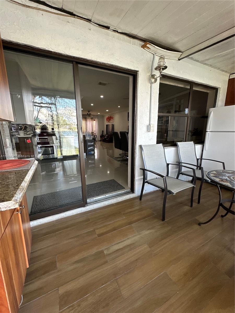 VILLAGE AT BLUE LAKE COND - Residential