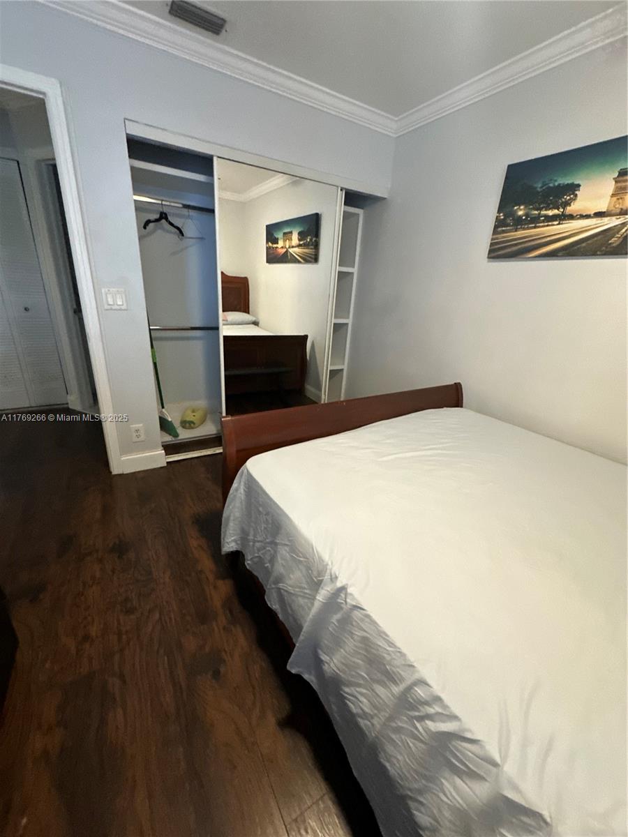 VILLAGE AT BLUE LAKE COND - Residential