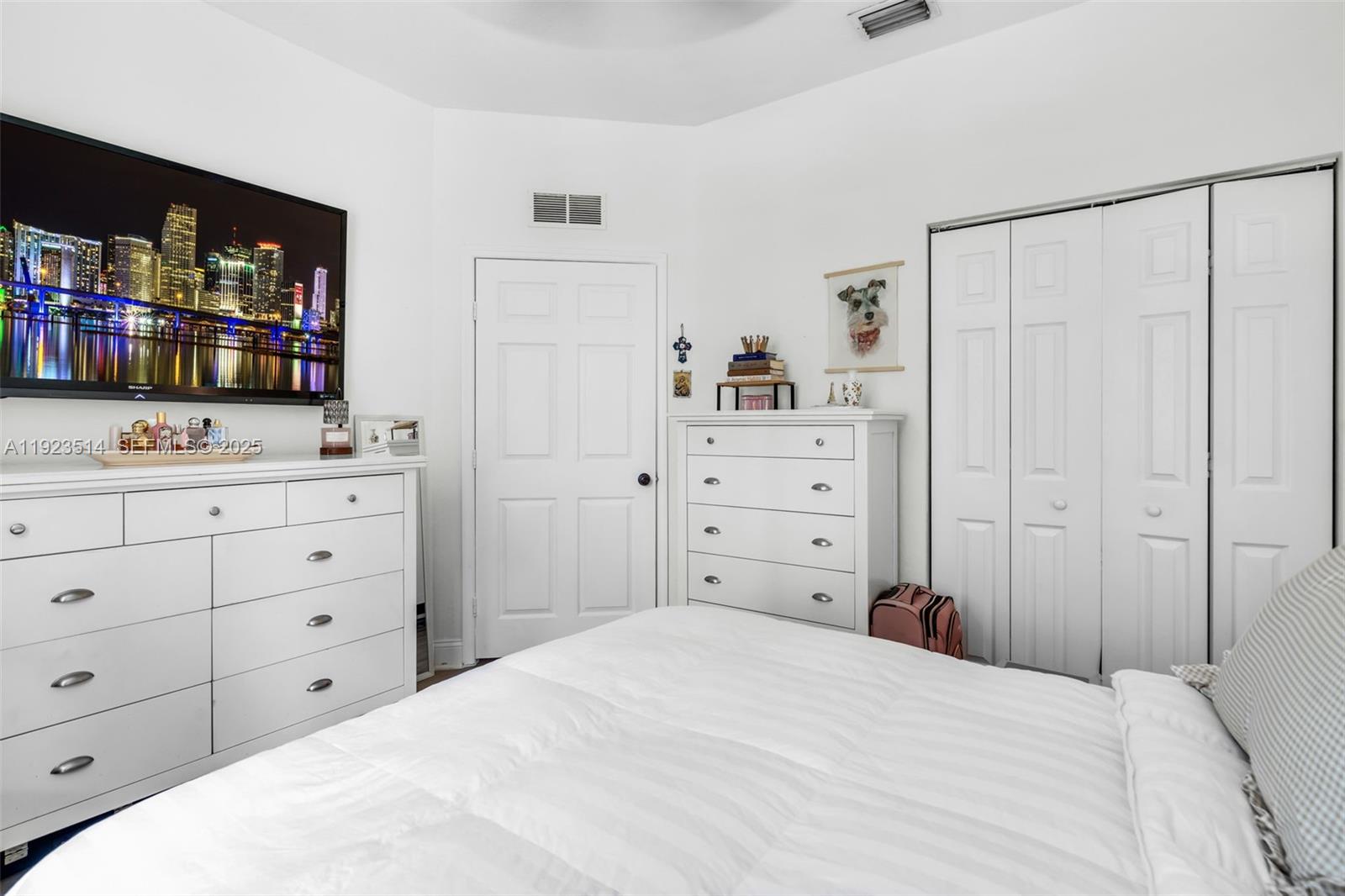 BOARDWALK AT VIZCAYA COND - Residential