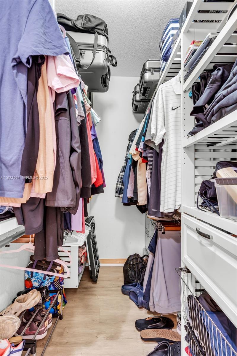 BOARDWALK AT VIZCAYA COND - Residential