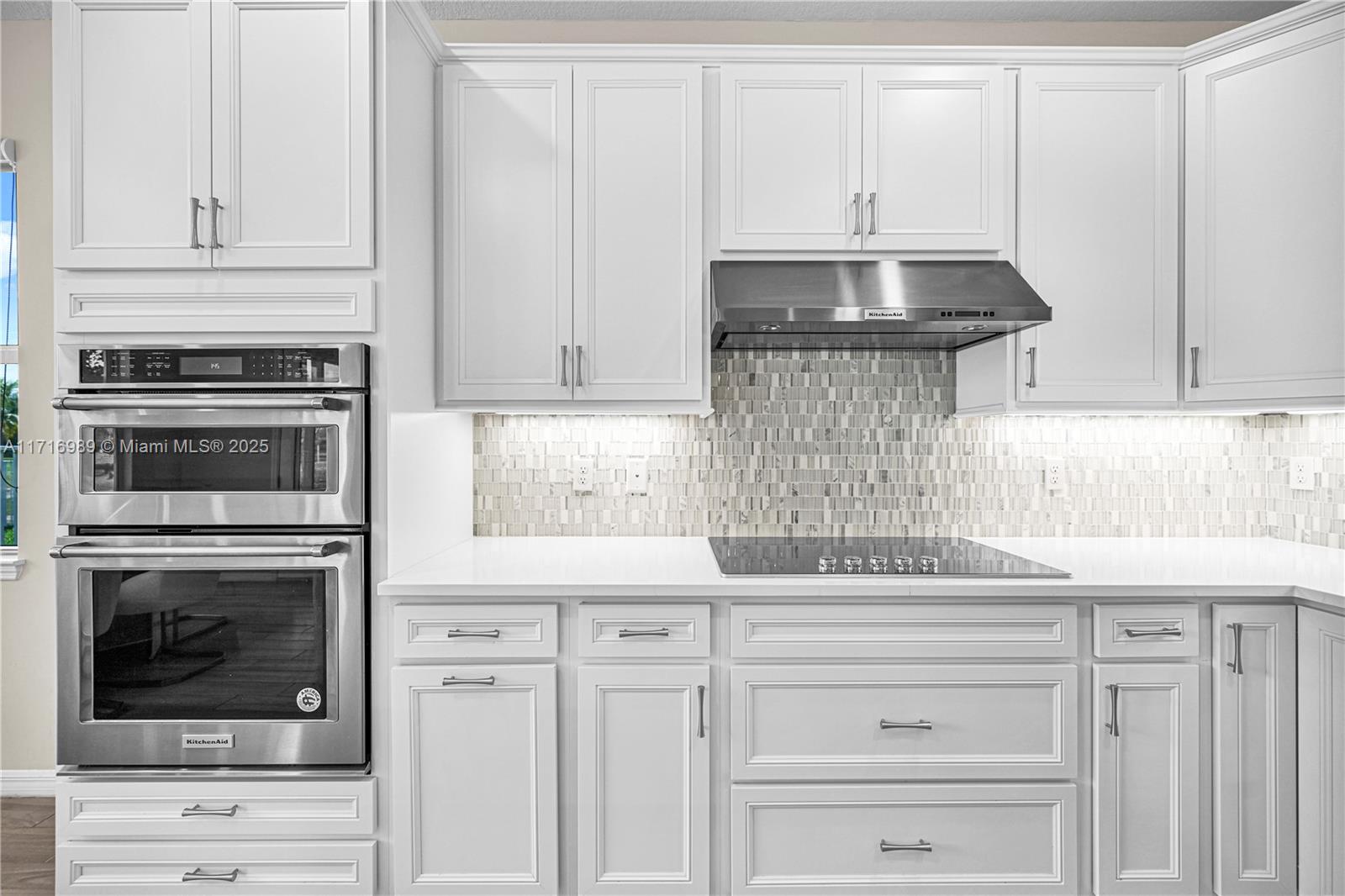 PARKVIEW AT HILLCRES - Residential