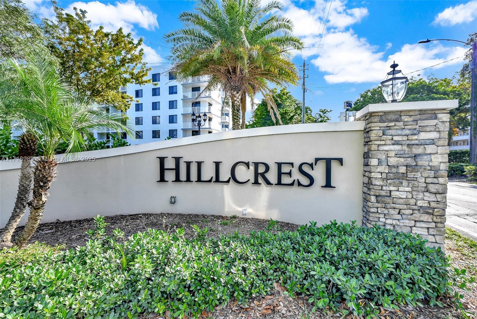 PARKVIEW AT HILLCRES - Residential