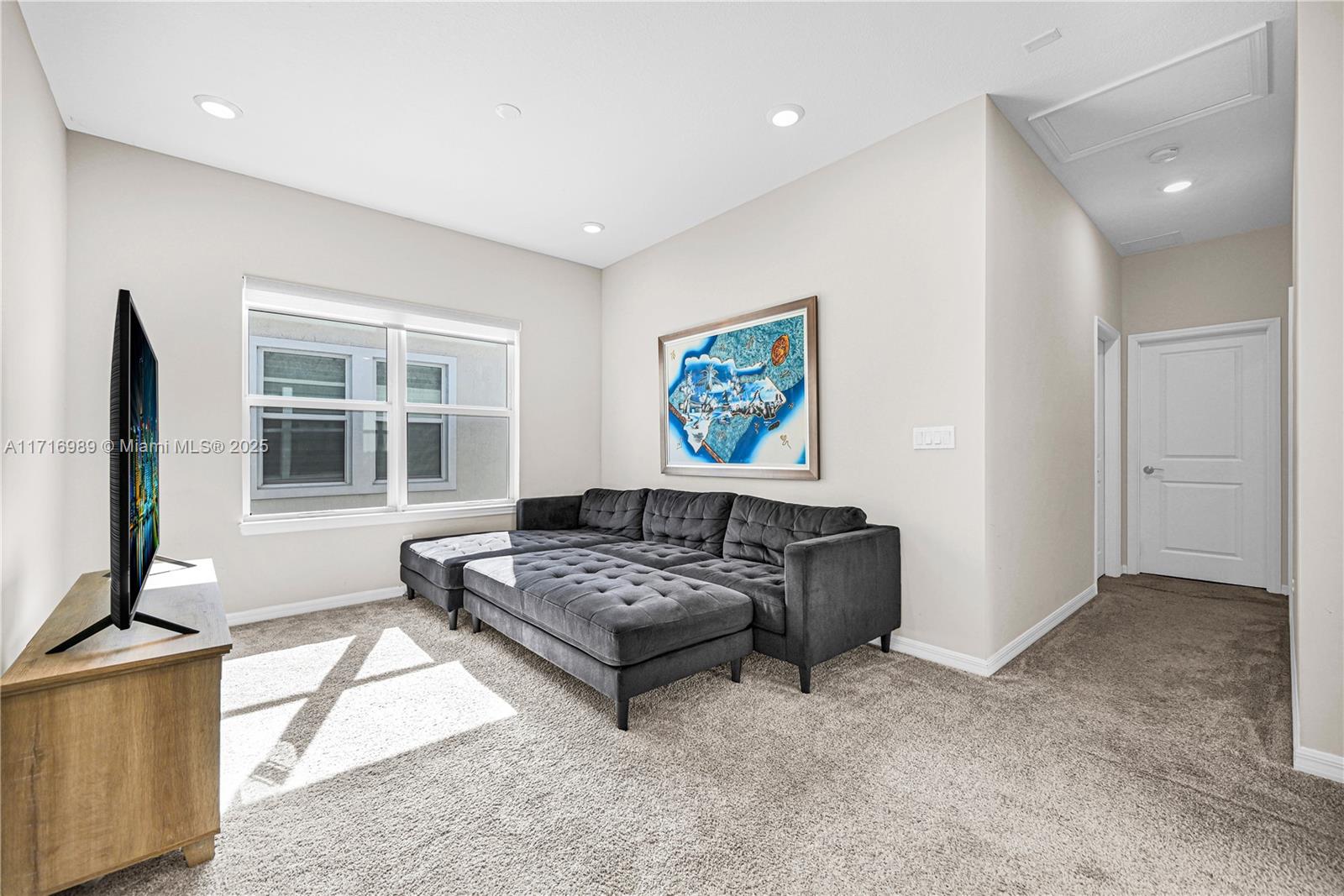 PARKVIEW AT HILLCRES - Residential