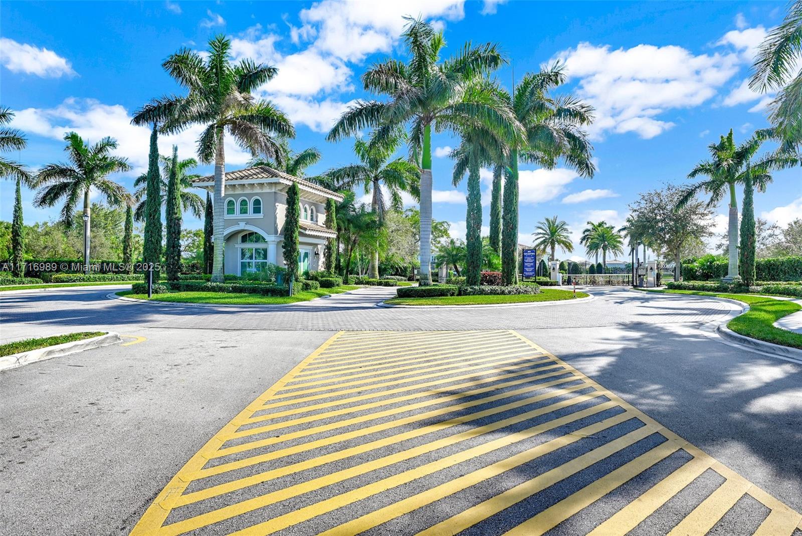 PARKVIEW AT HILLCRES - Residential