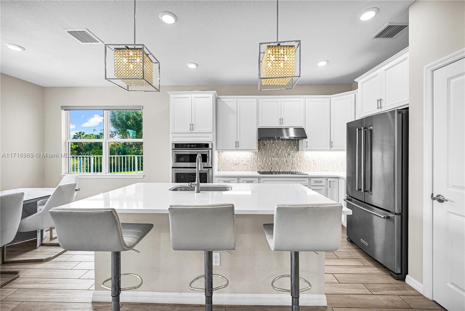 PARKVIEW AT HILLCRES - Residential