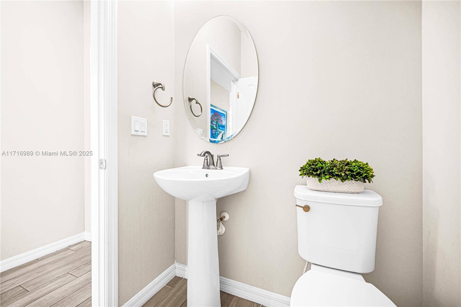 PARKVIEW AT HILLCRES - Residential