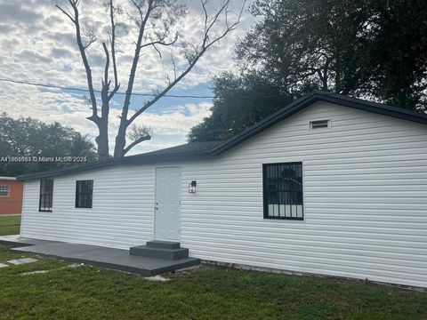 1934 NW 92nd St A Miami FL 33147