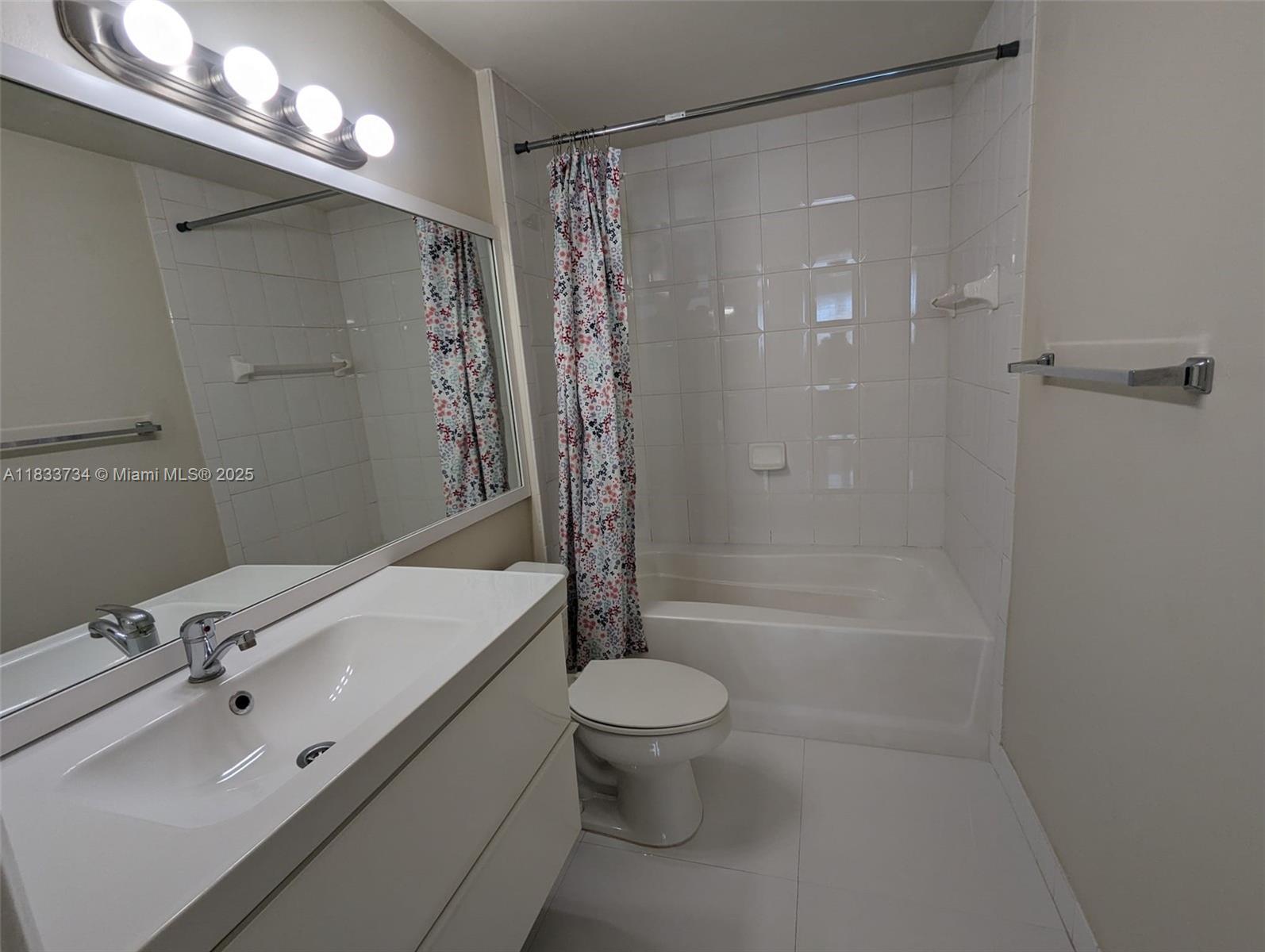 8010 N Nob Hill Rd 103