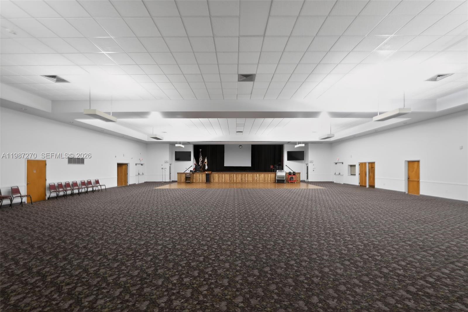 SUNRISE LAKES 31 CONDO - Residential