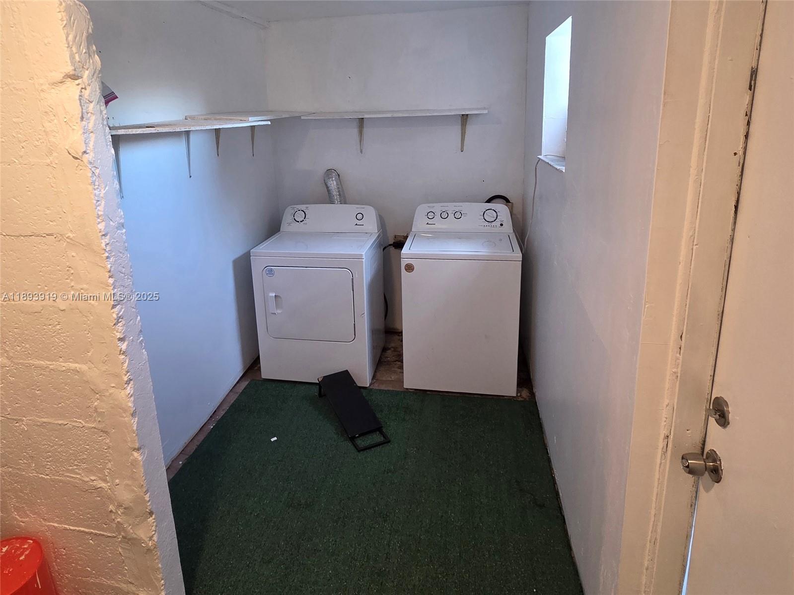 SUNNYSIDE ESTATES - Residential