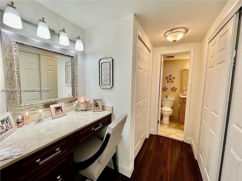 HILLCREST NO 21 CONDO - Residential