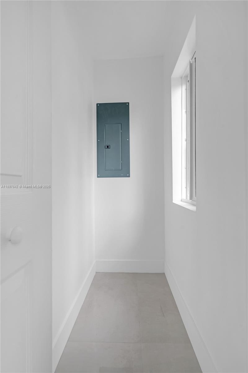 ROCKWOOD SUB - Residential