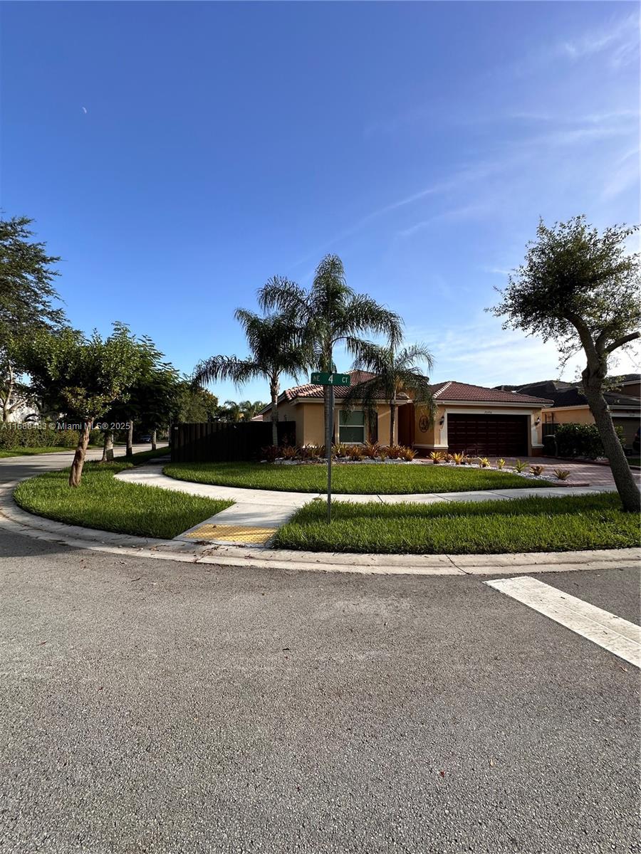 Property for Sale at 2046 Ne 4th Ct, Homestead, Miami-Dade County, Florida - Bedrooms: 4 
Bathrooms: 3  - $589,000
