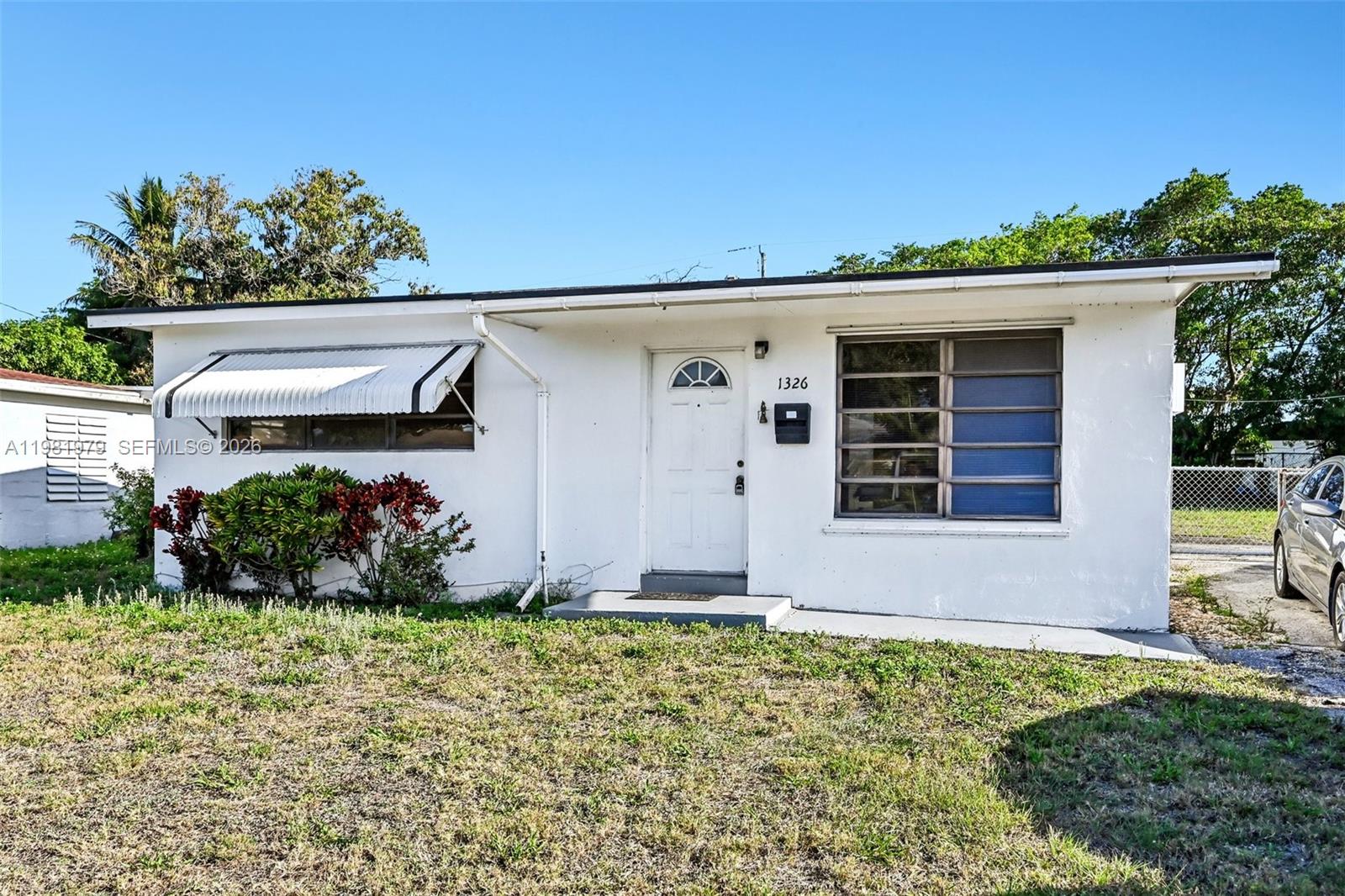 ROOSEVELT ESTATES - Residential