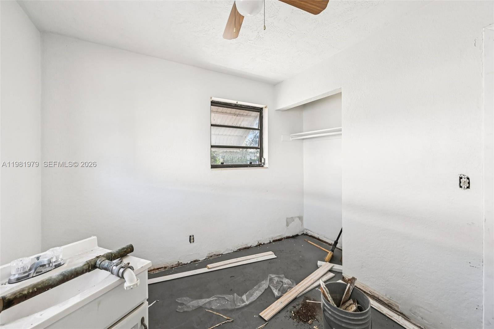 ROOSEVELT ESTATES - Residential