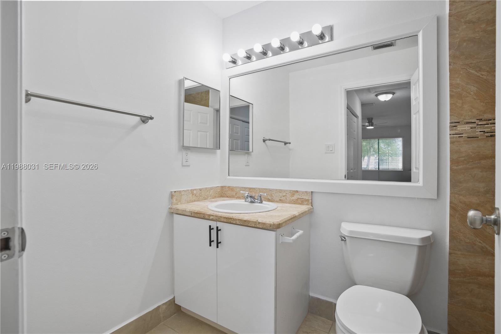 ROYAL PALM PLACE - Residential