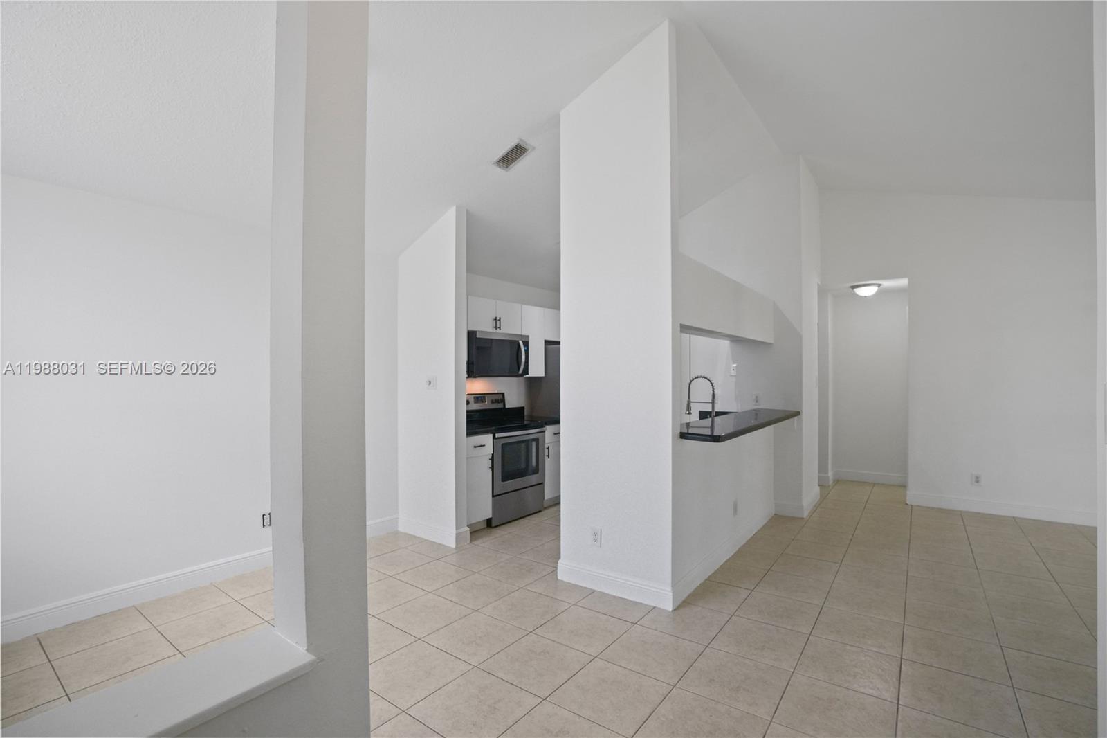 ROYAL PALM PLACE - Residential