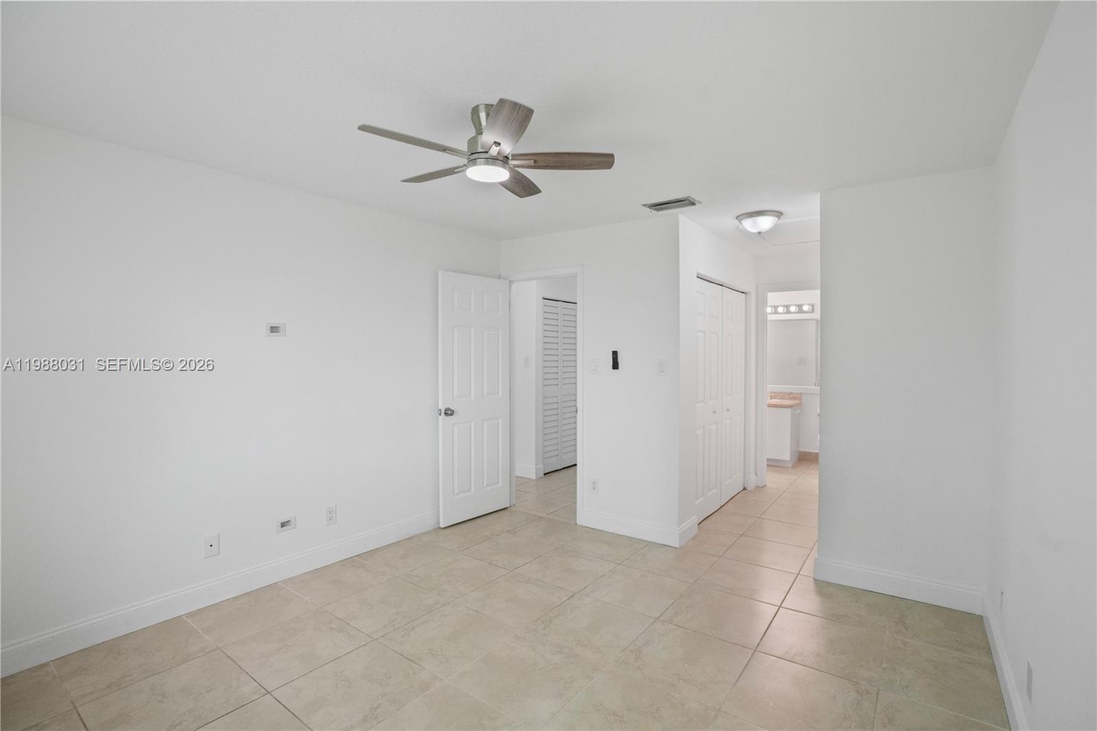 ROYAL PALM PLACE - Residential