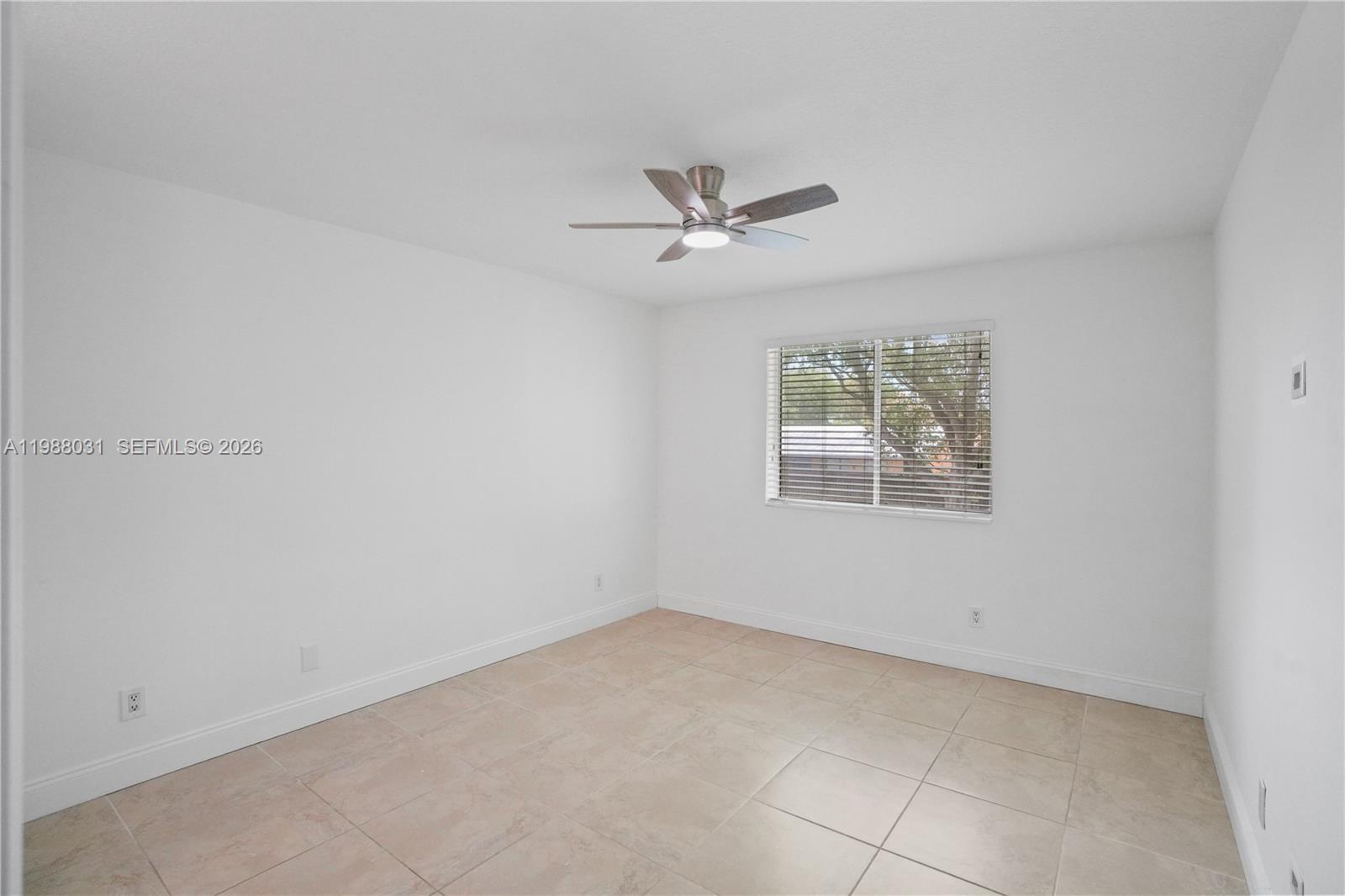 ROYAL PALM PLACE - Residential