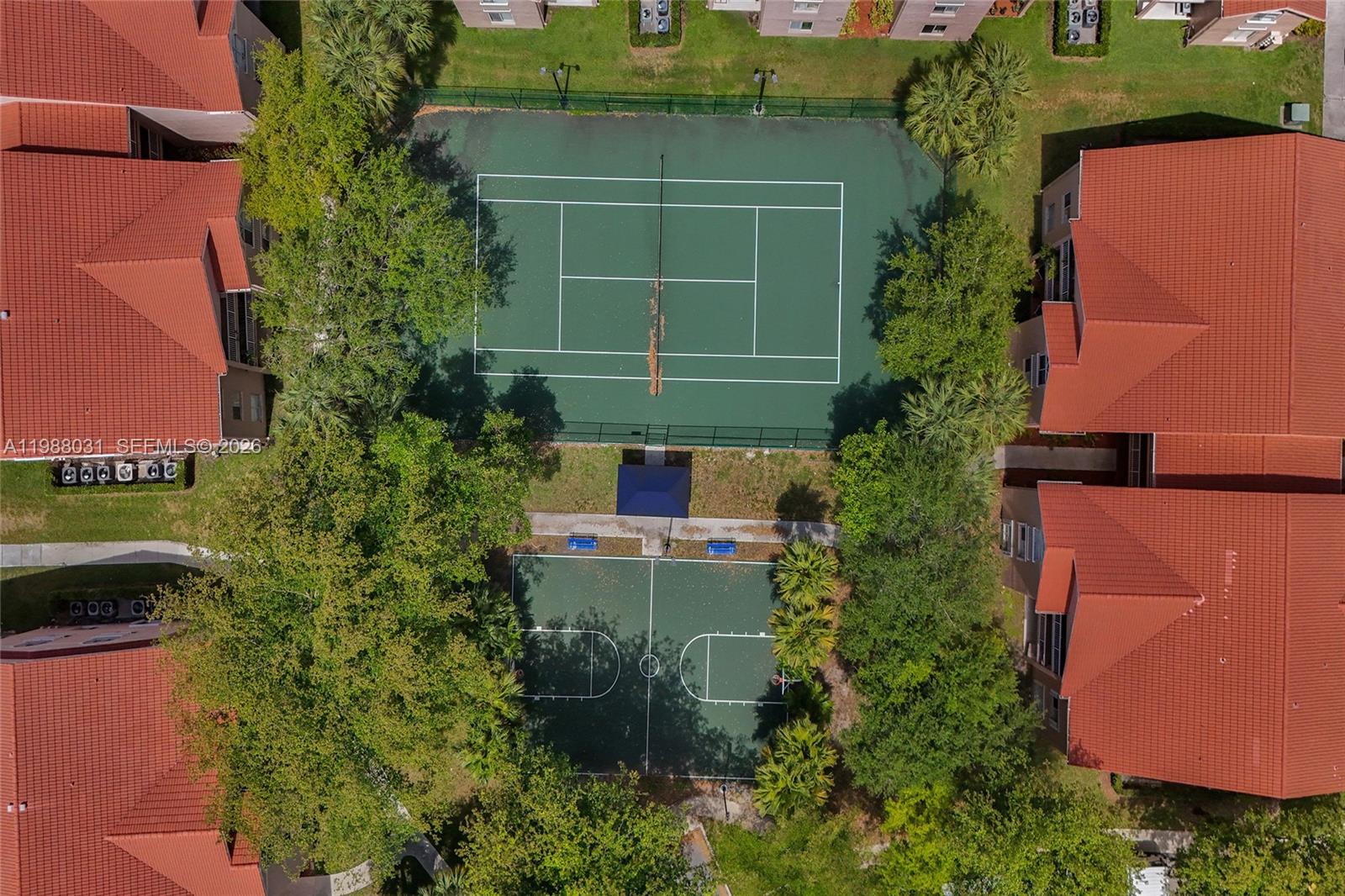 ROYAL PALM PLACE - Residential