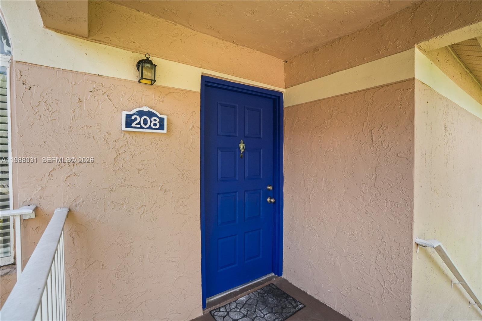 ROYAL PALM PLACE - Residential