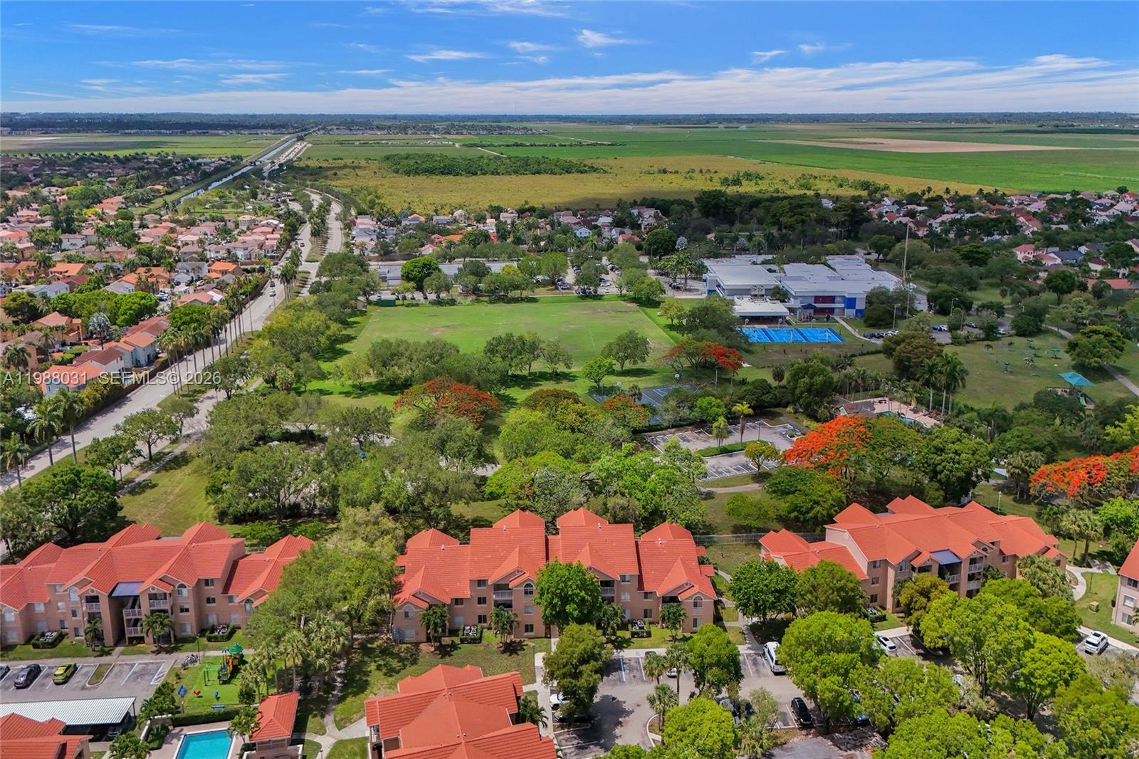 ROYAL PALM PLACE - Residential