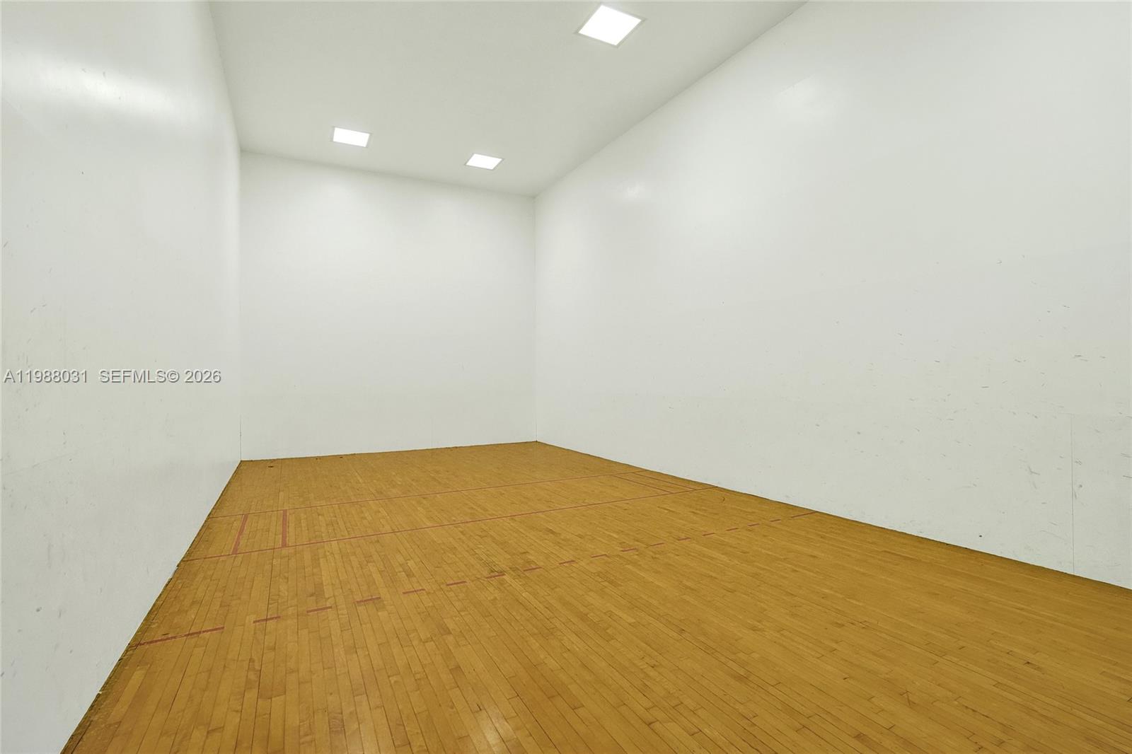 ROYAL PALM PLACE - Residential