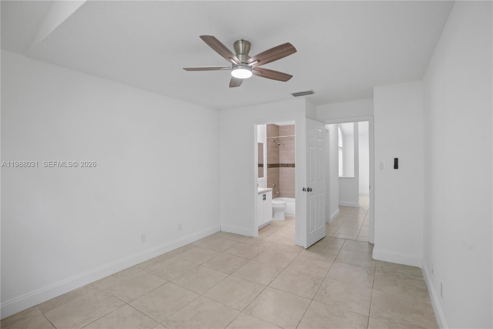 ROYAL PALM PLACE - Residential