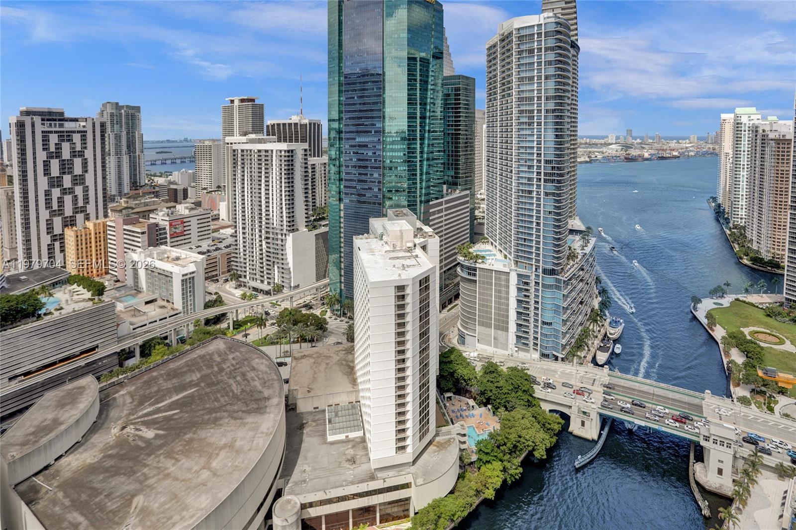 BRICKELL ON THE RIVER N T - Residential