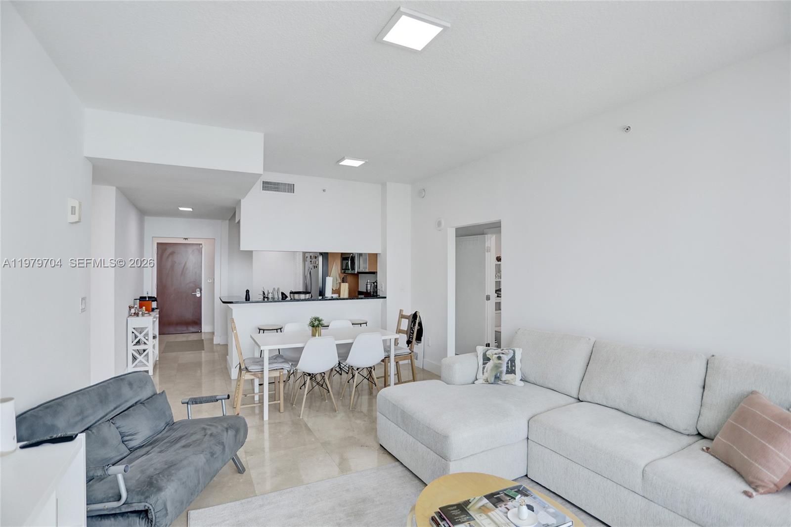 BRICKELL ON THE RIVER N T - Residential