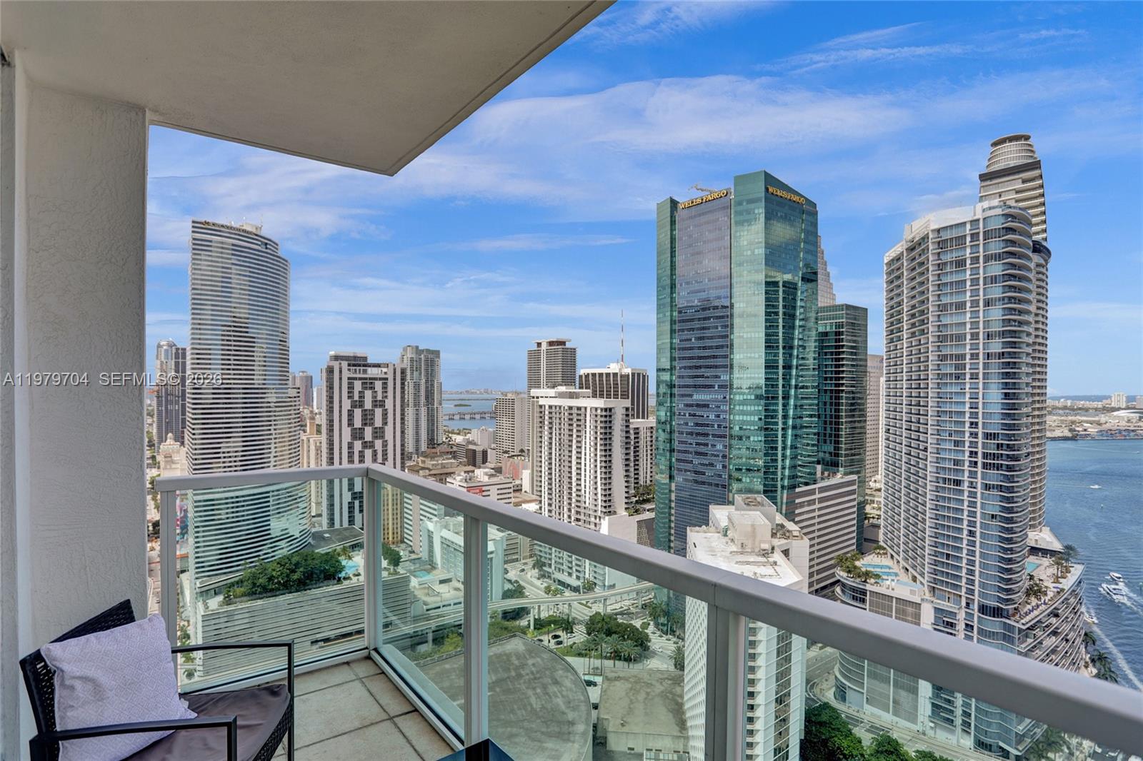 BRICKELL ON THE RIVER N T - Residential