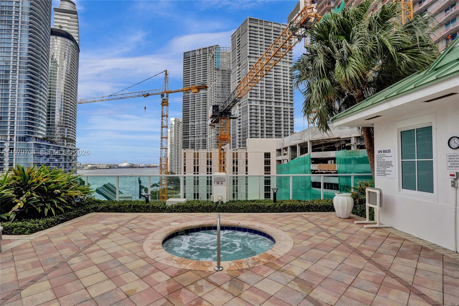 BRICKELL ON THE RIVER N T - Residential