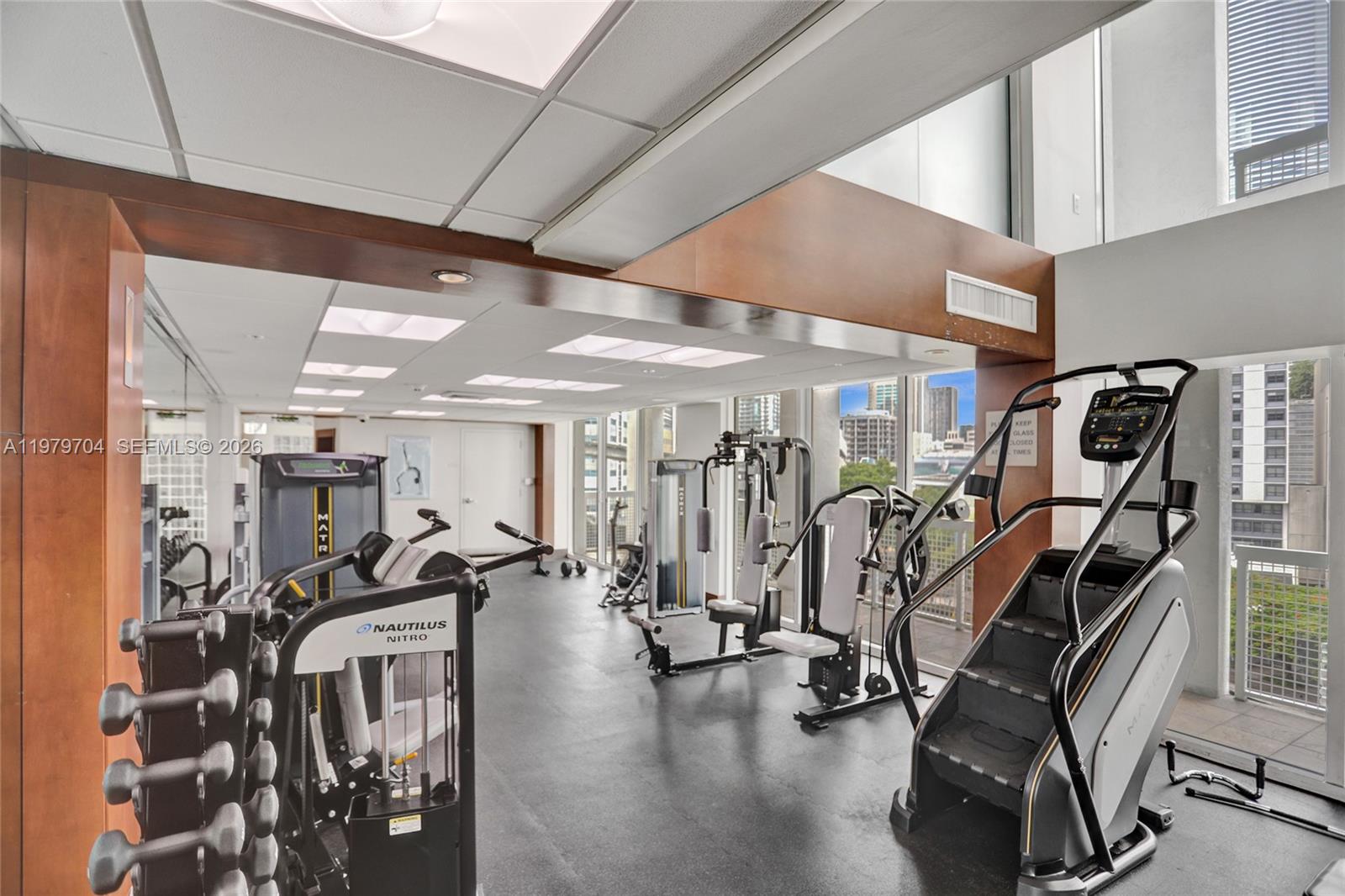 BRICKELL ON THE RIVER N T - Residential