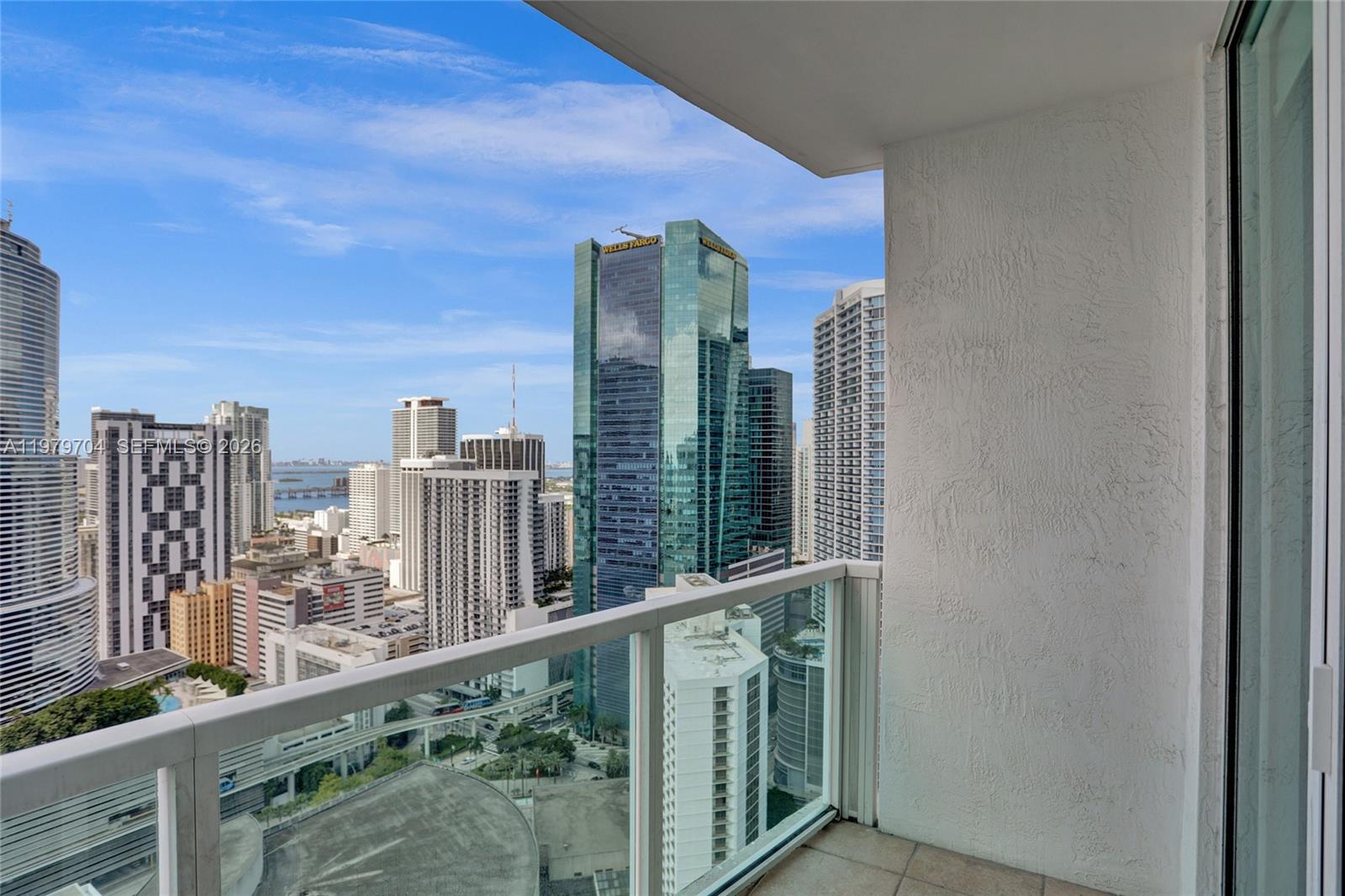 BRICKELL ON THE RIVER N T - Residential