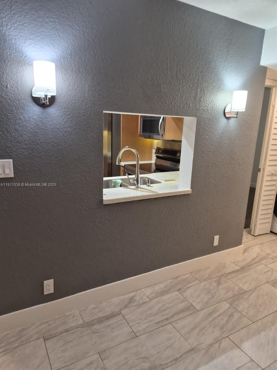 MALIBU CLUB CONDO - Residential Lease