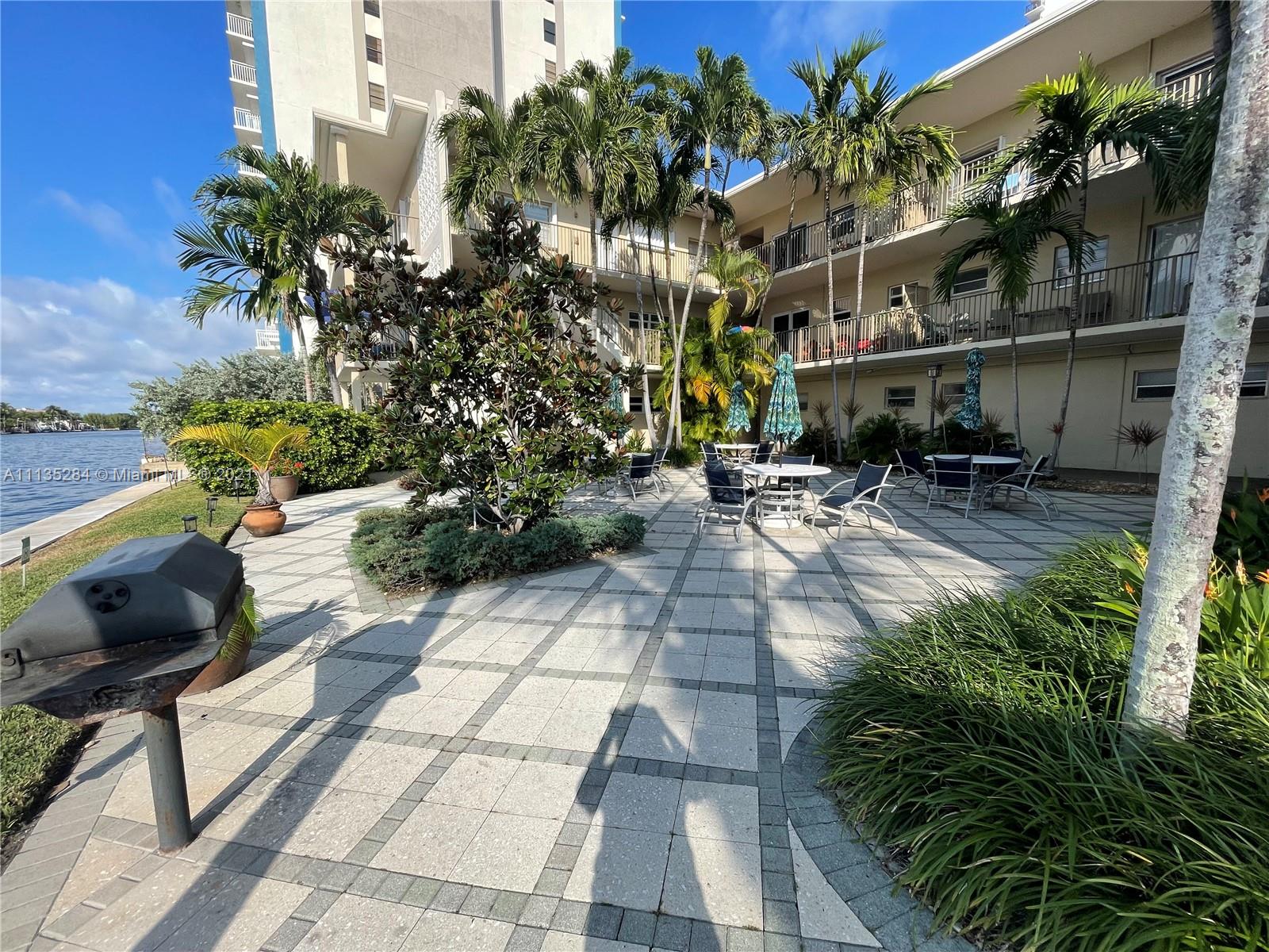 WATERWAY @ HOLLYWOOD BEAC - Residential Lease
