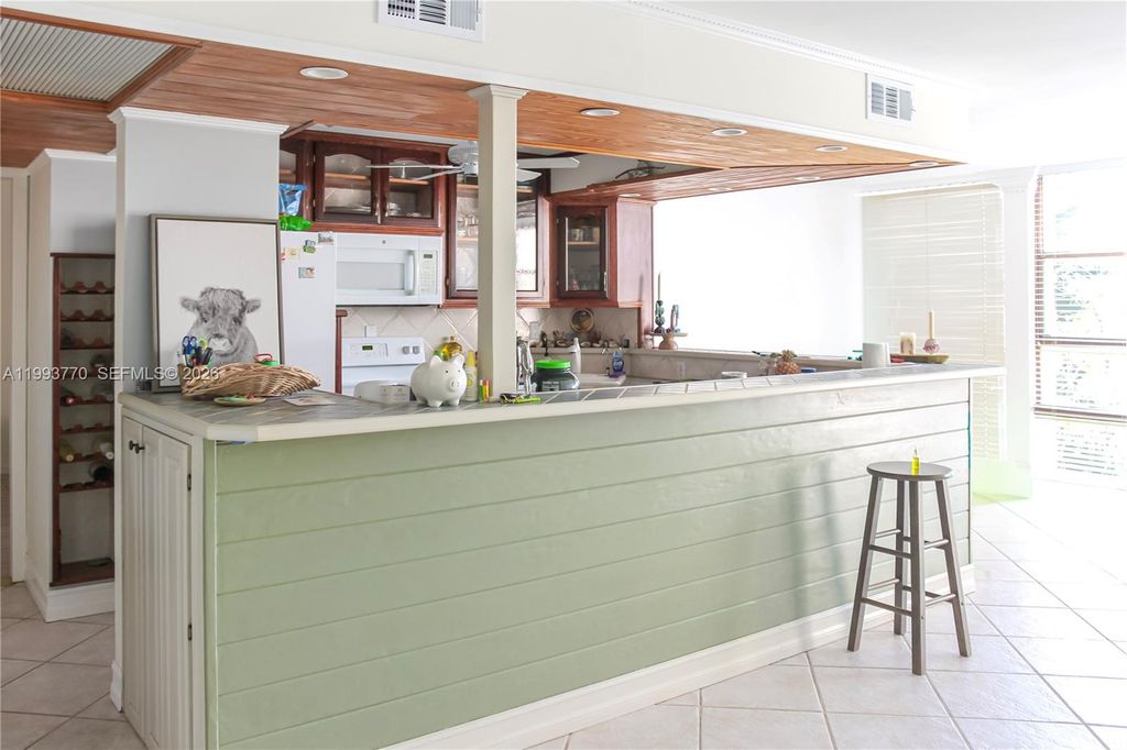 Photo of 2001 Atlantic Shores Blvd #312, Hallandale Beach, FL 33009 (MLS # A11993770)