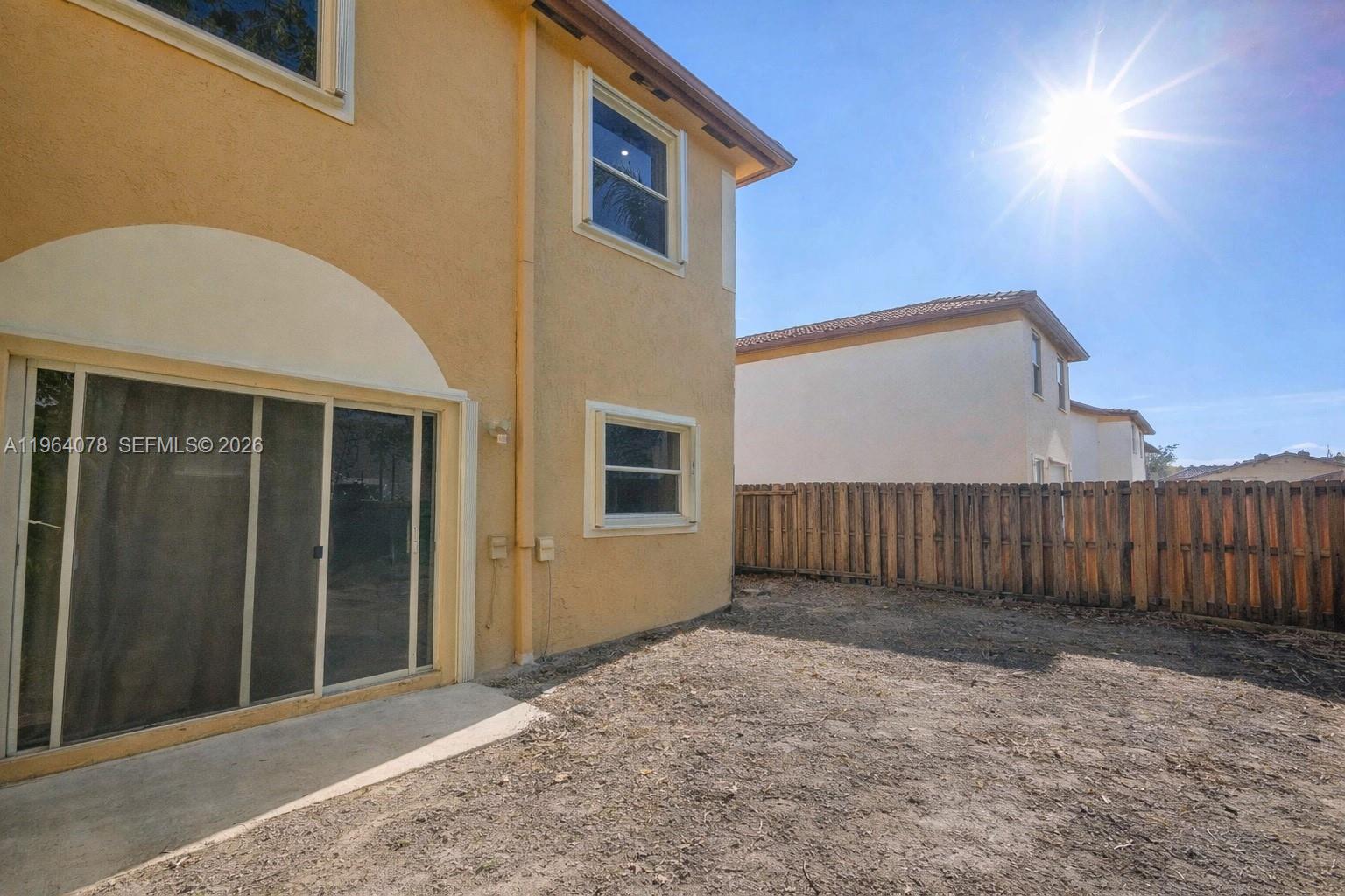 Escada - Residential