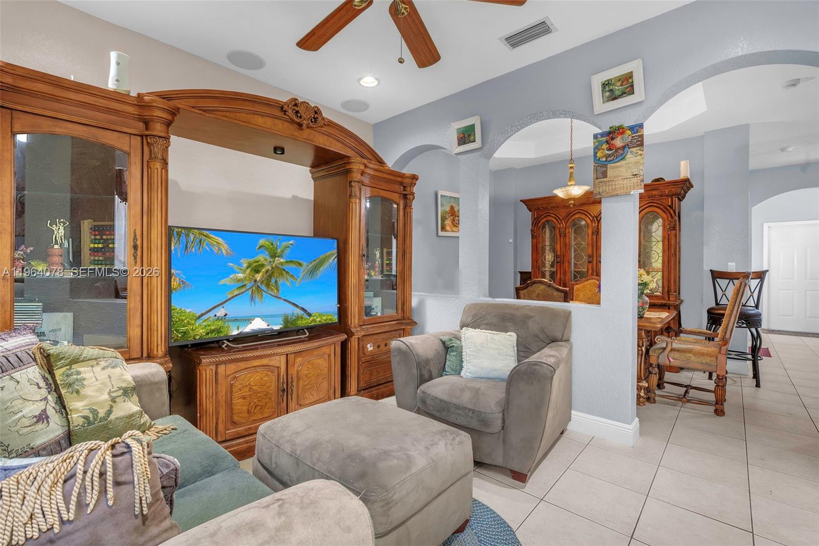 Escada - Residential