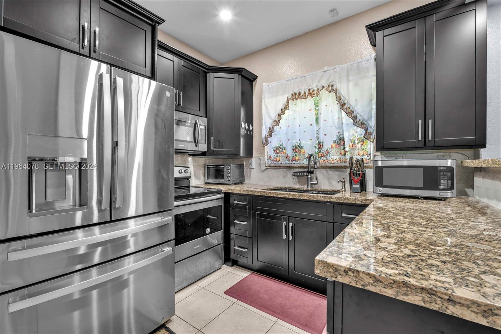 Escada - Residential