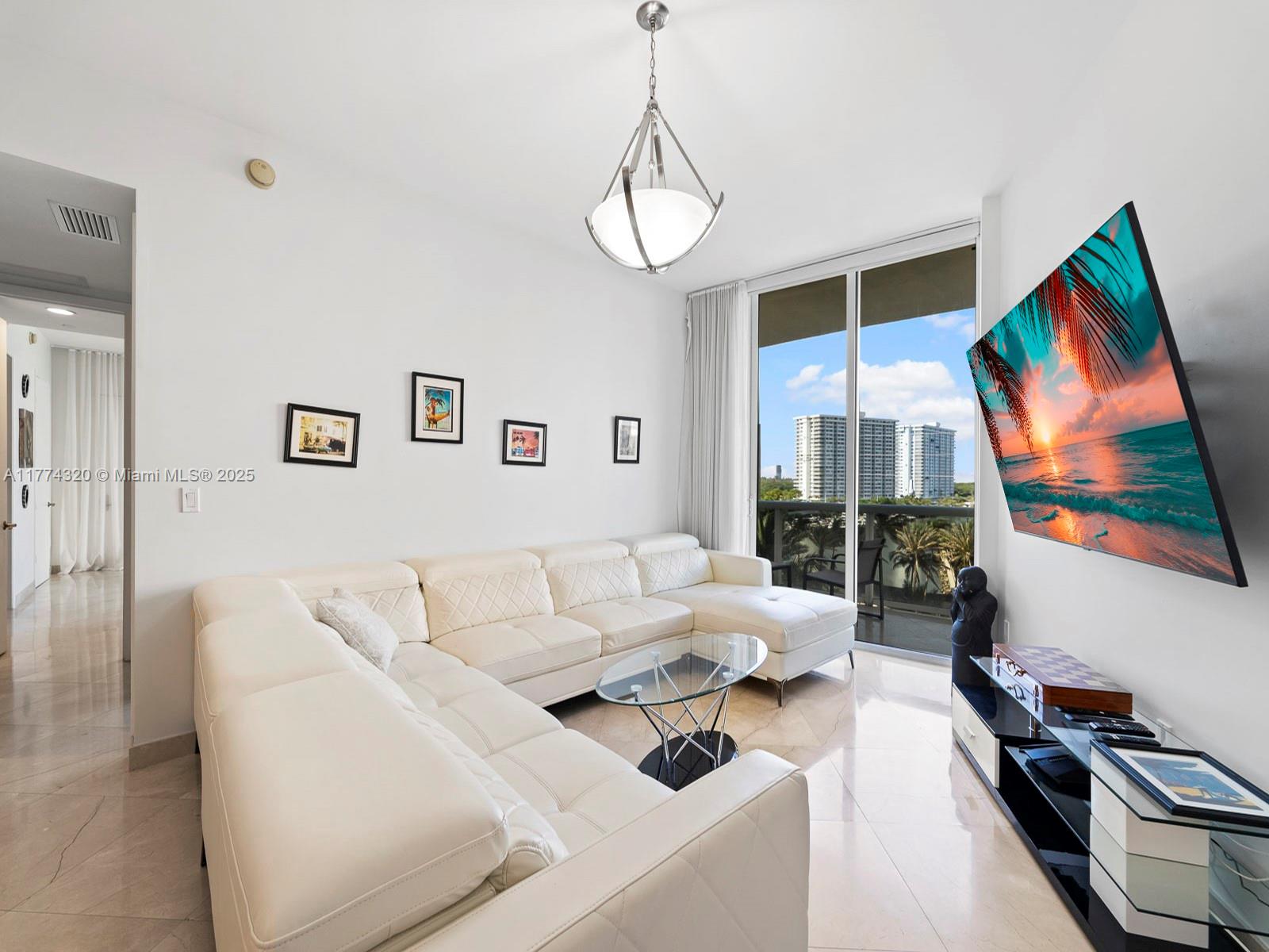 TDR TOWER II CONDO - Residential