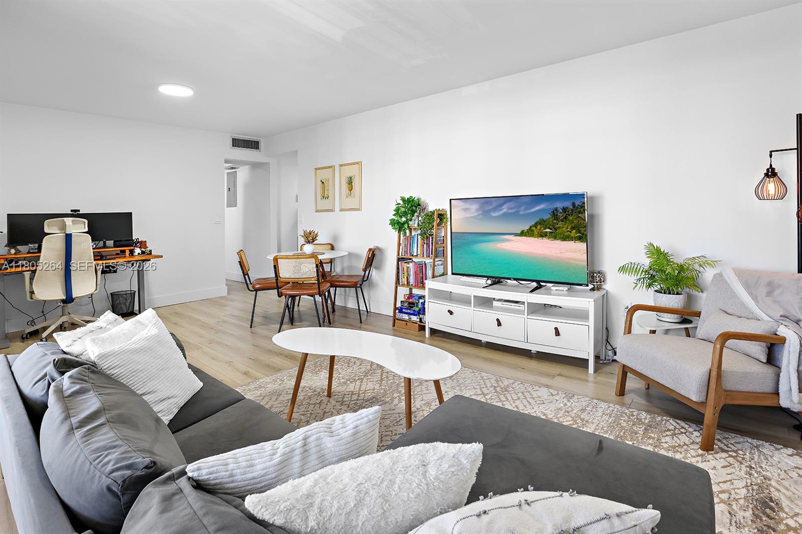 KINGS CREEK SO CONDO - Residential