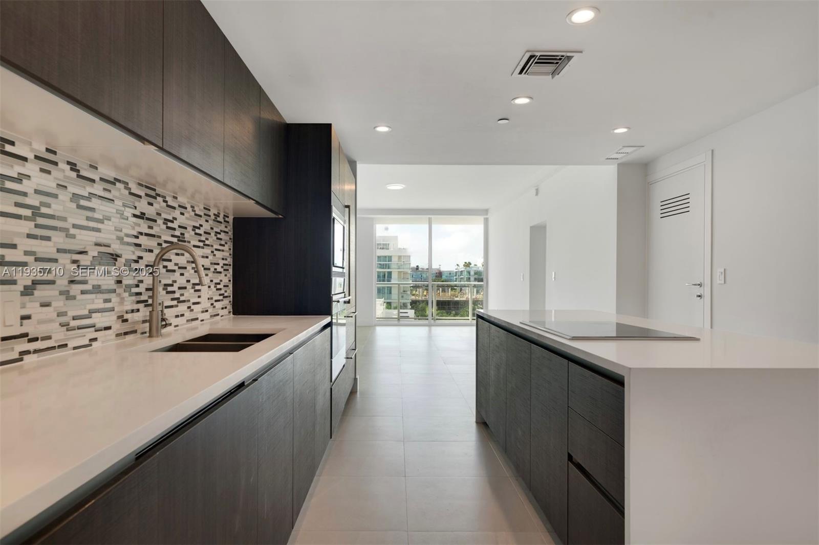 LE JARDIN HOUSE CONDO - Residential