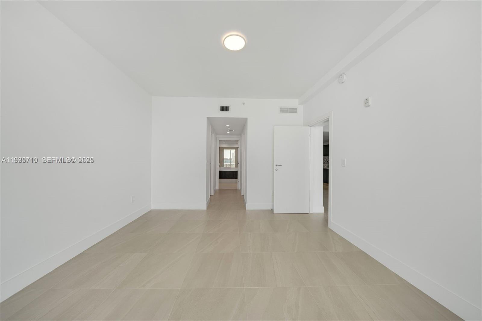 LE JARDIN HOUSE CONDO - Residential