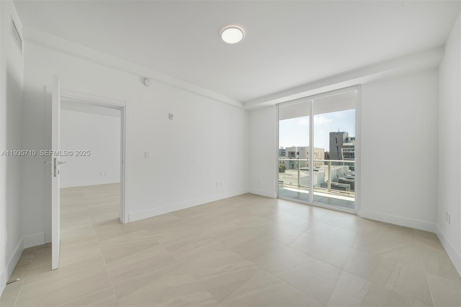 LE JARDIN HOUSE CONDO - Residential