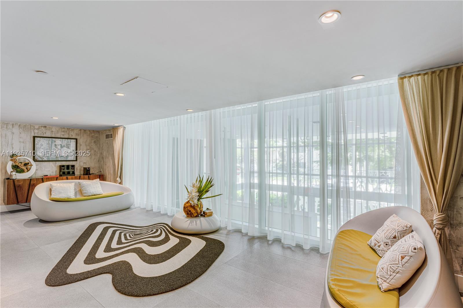 LE JARDIN HOUSE CONDO - Residential