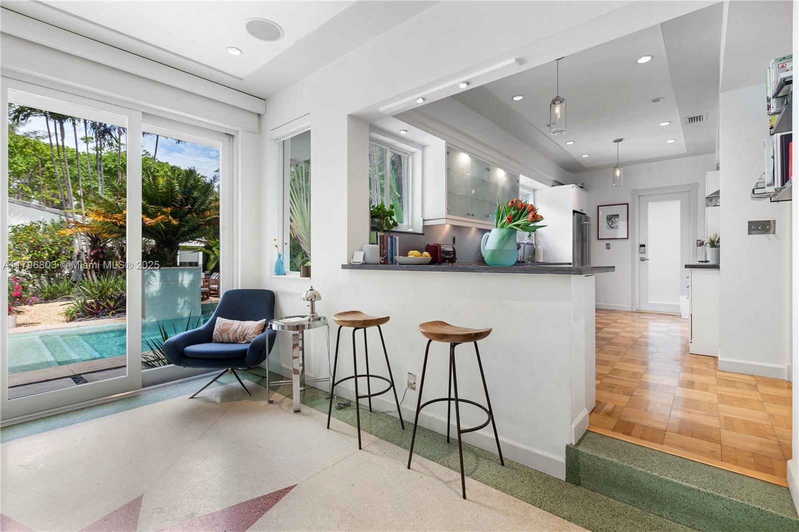 SURPRISE LAKE - Residential
