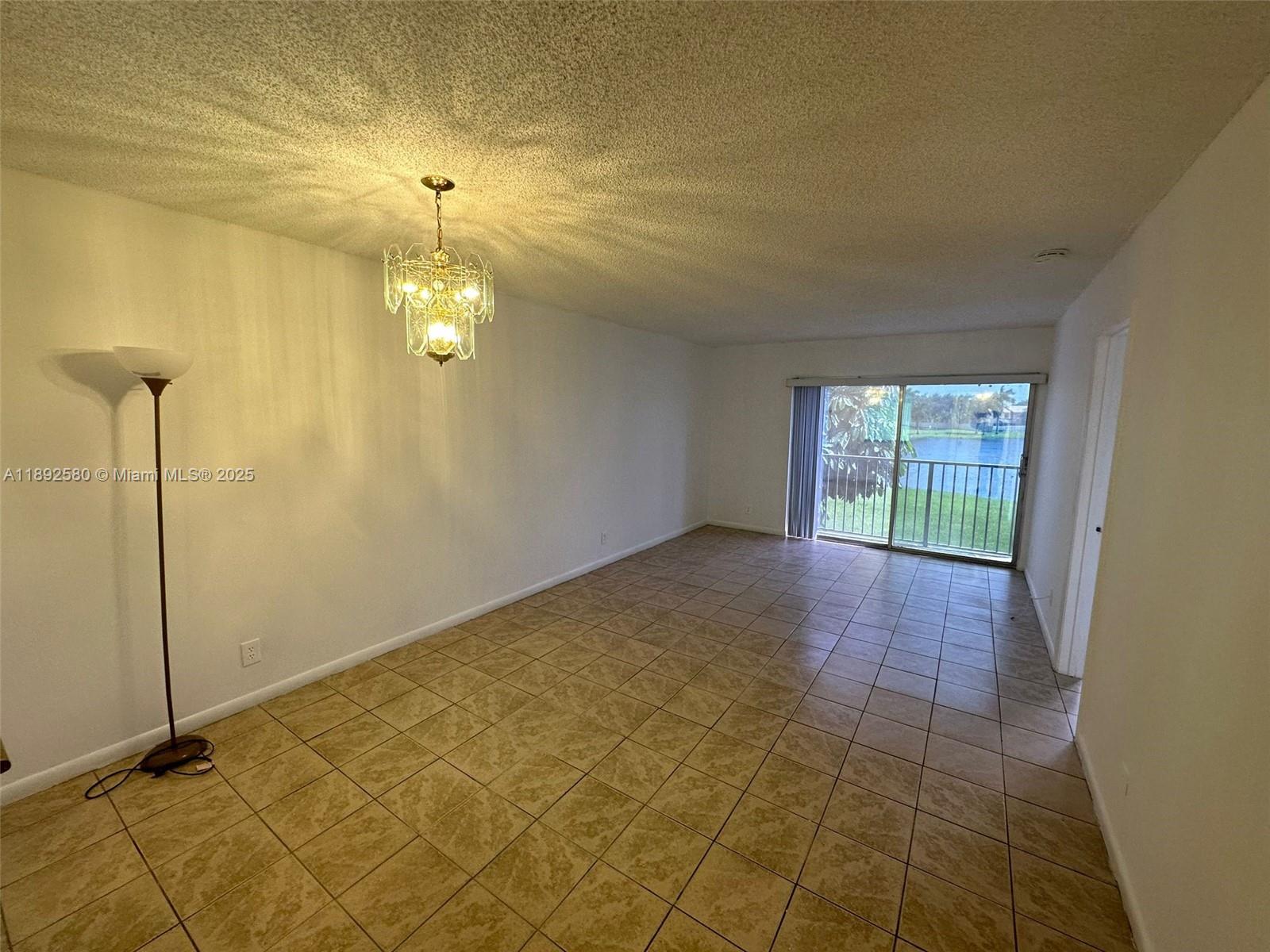 LAKESHORE AT UNIVERSITY P - Residential Lease